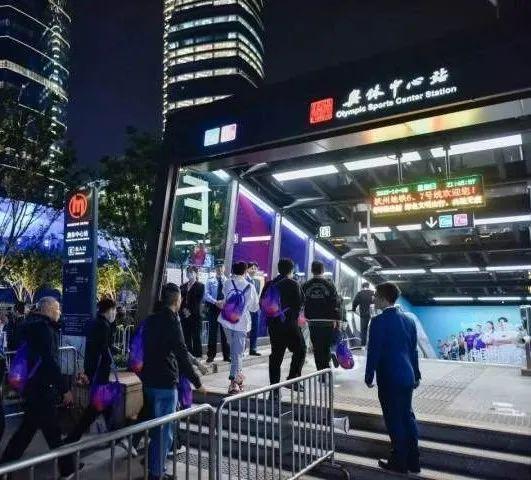 _美国苹果多少美元_苹果巿值美元