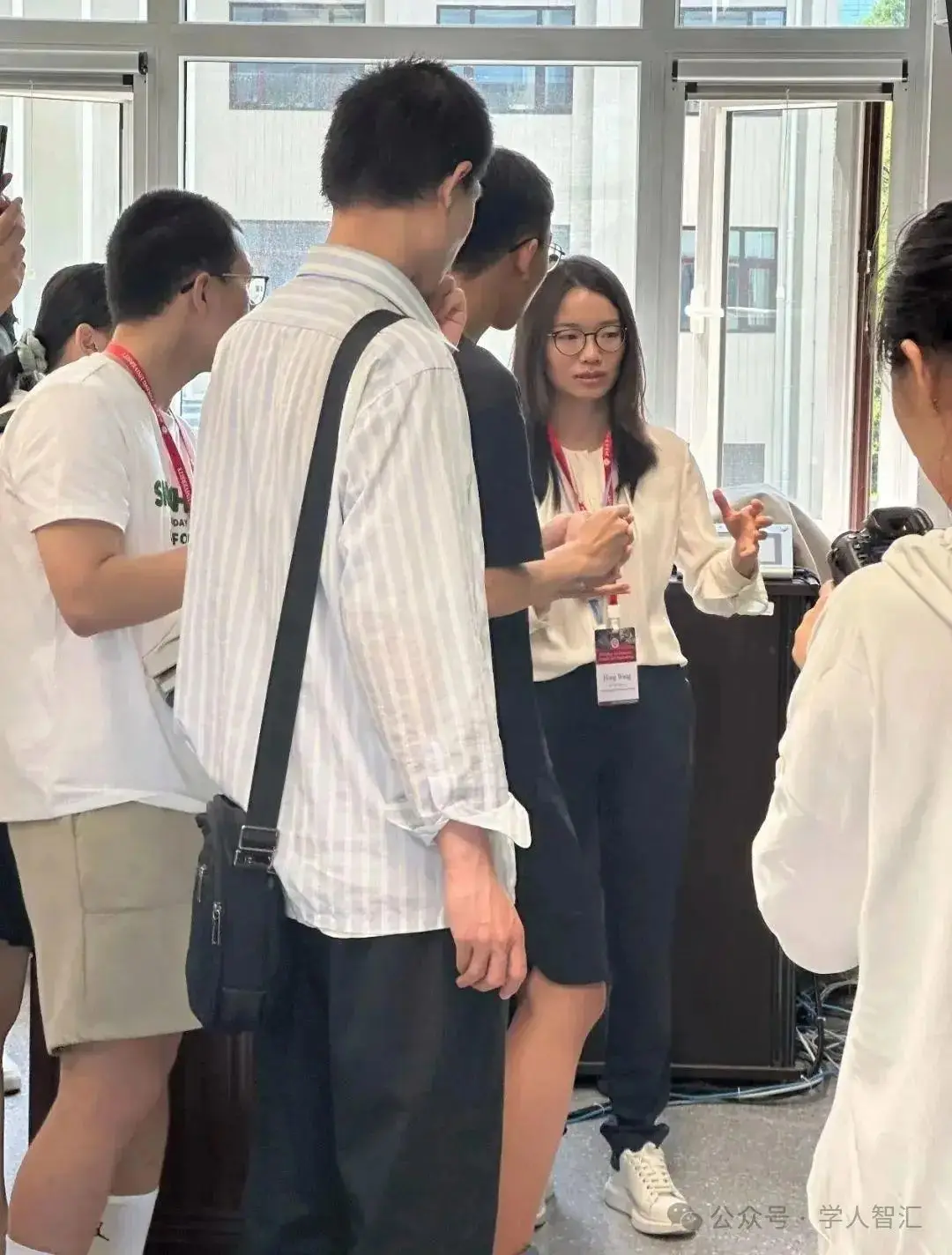 韦东奕连听3天讲座，这位女教授该有多厉害？