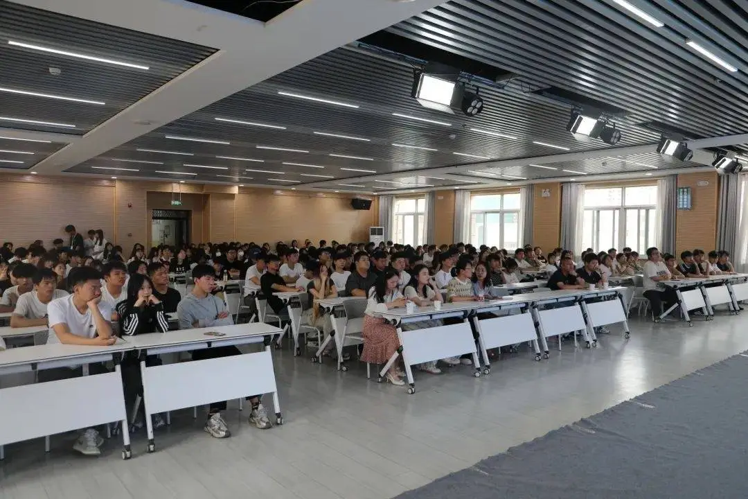 _甘肃农业大学校园招聘会_2021甘肃农业职业学院招聘