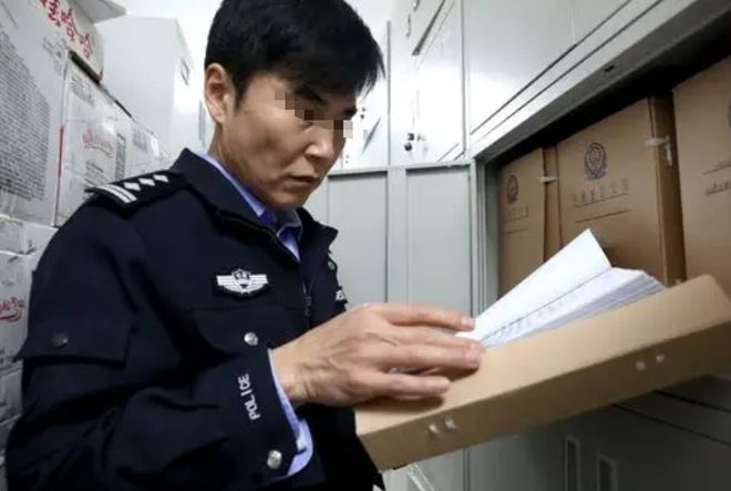 _儿子考上985父母却跳楼,银行卡余额350万,留遗言：没有活着的希望_儿子考上985父母却跳楼,银行卡余额350万,留遗言：没有活着的希望