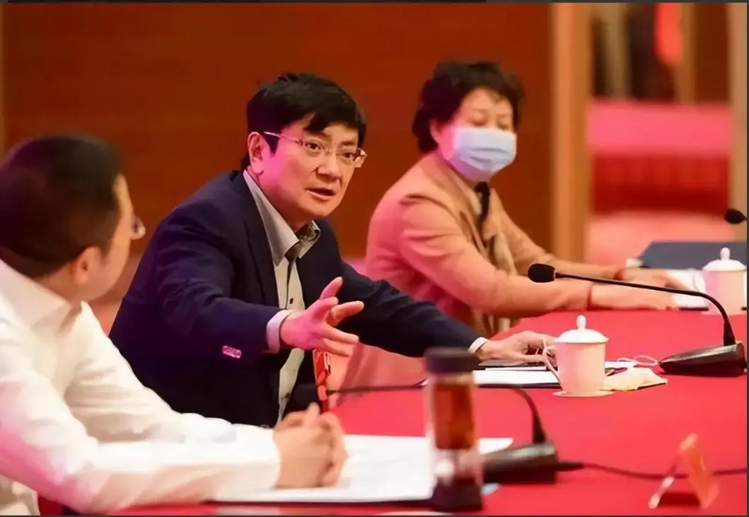 _贵州财经大学高数大一_大一未来五年职业规划