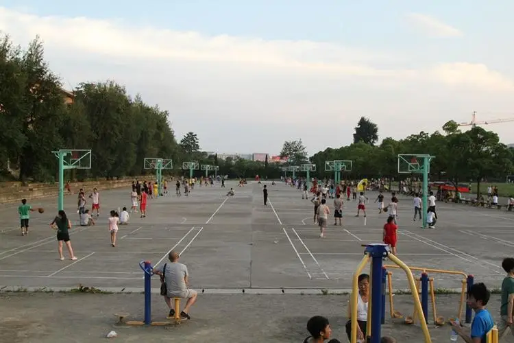 贵州财经大学高数大一_大一未来五年职业规划_