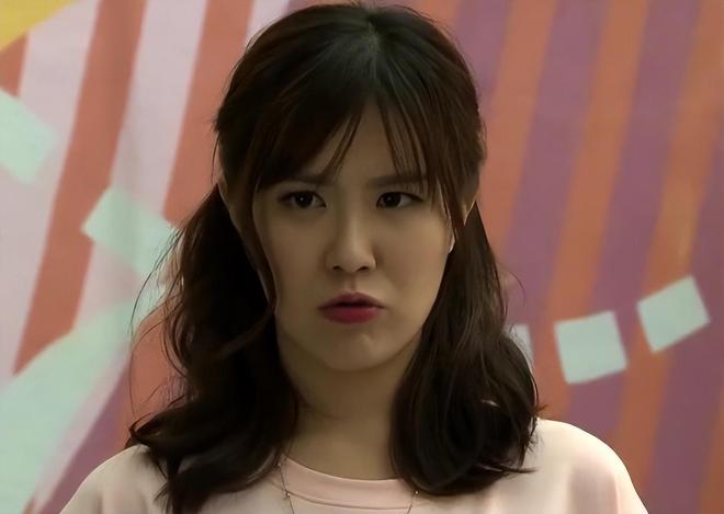 _收银大姐吓懵劫匪_摸吓子是什么意思