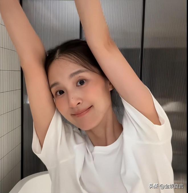 江笙江沉小说_退出演艺圈的女艺人_