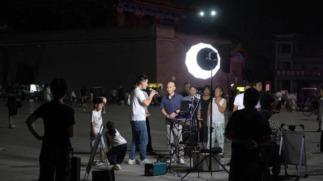 河北磁县：花样“新夜态” 燃动“夜经济”_河北磁县：花样“新夜态” 燃动“夜经济”_
