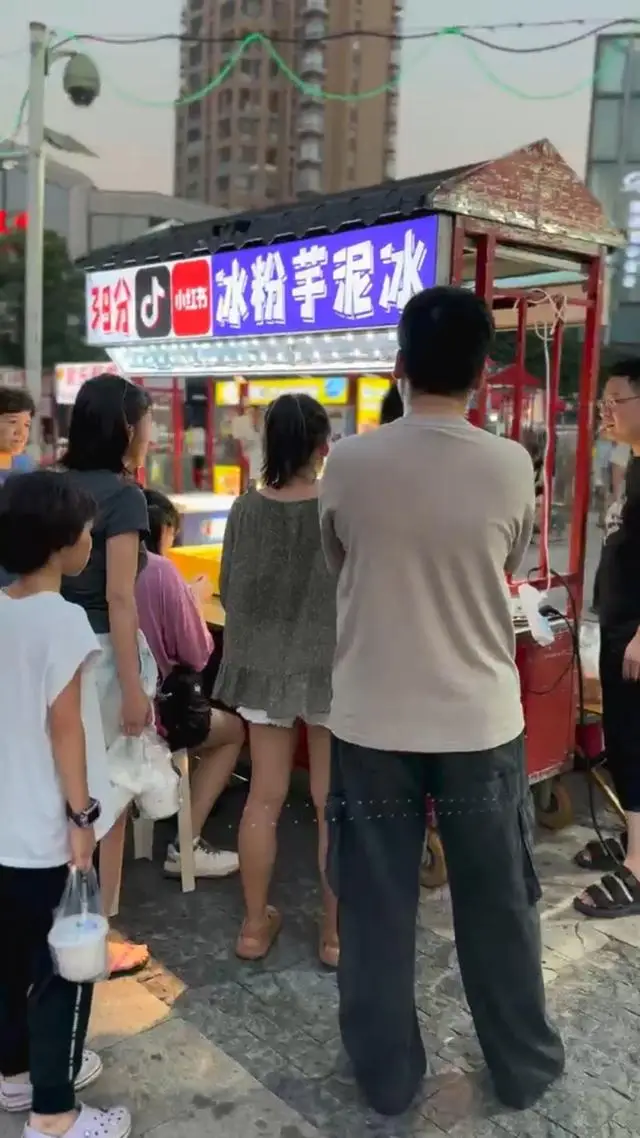 高考数学39分，却能“闪闪食光”！父母陪伴，网友托举，一家冰粉小店的“试”验_高考数学39分，却能“闪闪食光”！父母陪伴，网友托举，一家冰粉小店的“试”验_