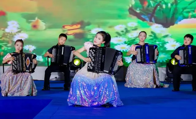 _烟台青少年活动中心_烟台教育综合体