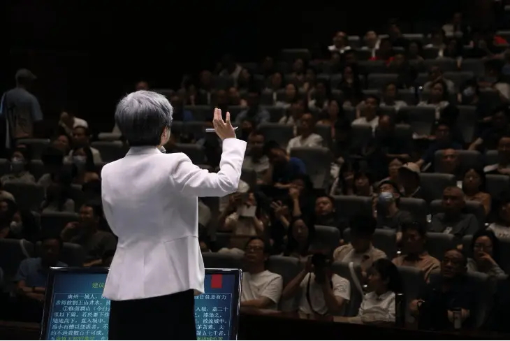 现在还能学文科吗？