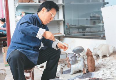 非遗文化泥塑__成都非遗朱新