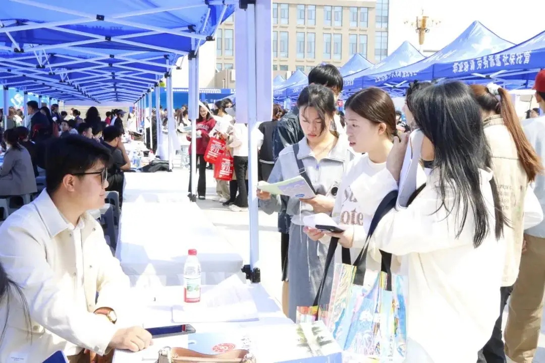 _沧州师范学院有留学生吗_沧州师范学院校讯