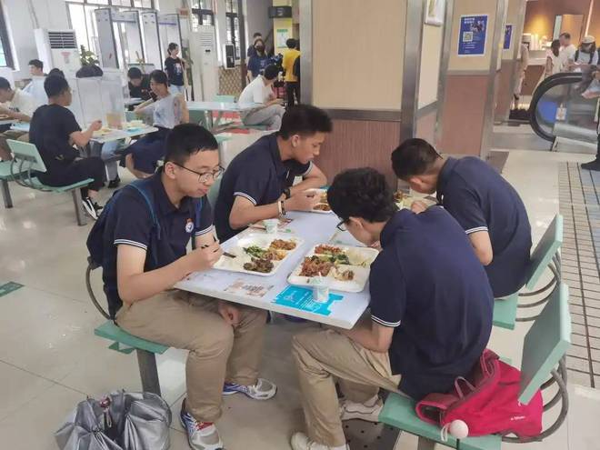 高校萝卜招聘__食堂萝卜怎么做