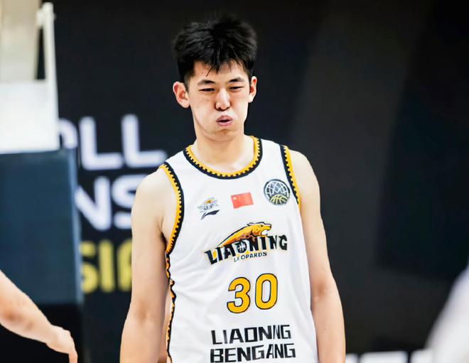 王俊杰狂轰23+17一柱擎天！赵维伦20+4，张峻豪18+6+5,辽宁开门红_王俊杰狂轰23+17一柱擎天！赵维伦20+4，张峻豪18+6+5,辽宁开门红_
