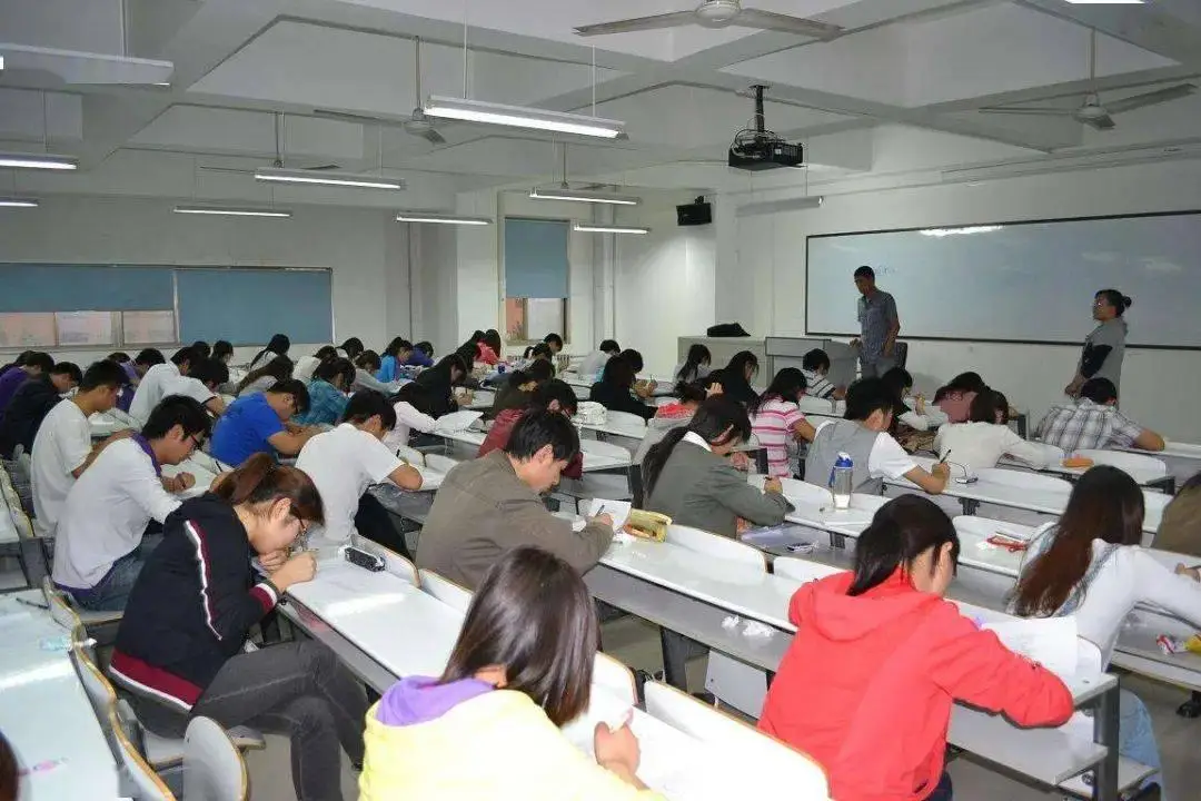 二本学生，才是中国青年的底色_二本学生，才是中国青年的底色_