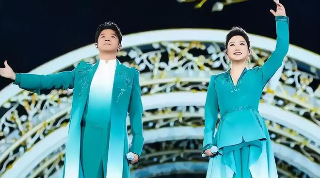_曾毅戴不雅手表，演唱会取消，还是坚持五五分账27年的玲花更清醒_曾毅戴不雅手表，演唱会取消，还是坚持五五分账27年的玲花更清醒