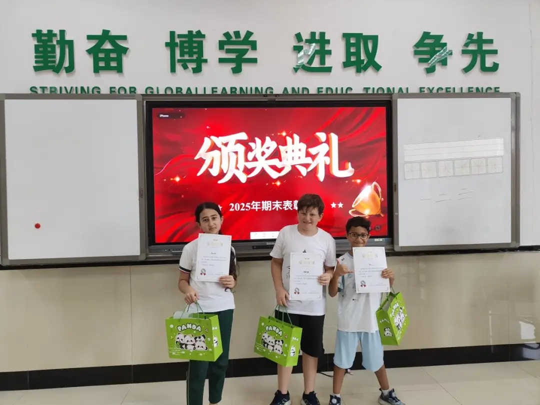 _圆满落幕_19届上海家具展览会圆满落幕