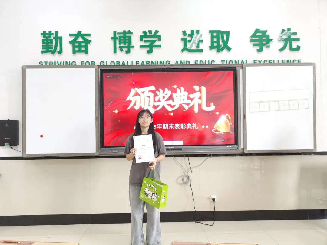 _圆满落幕_19届上海家具展览会圆满落幕