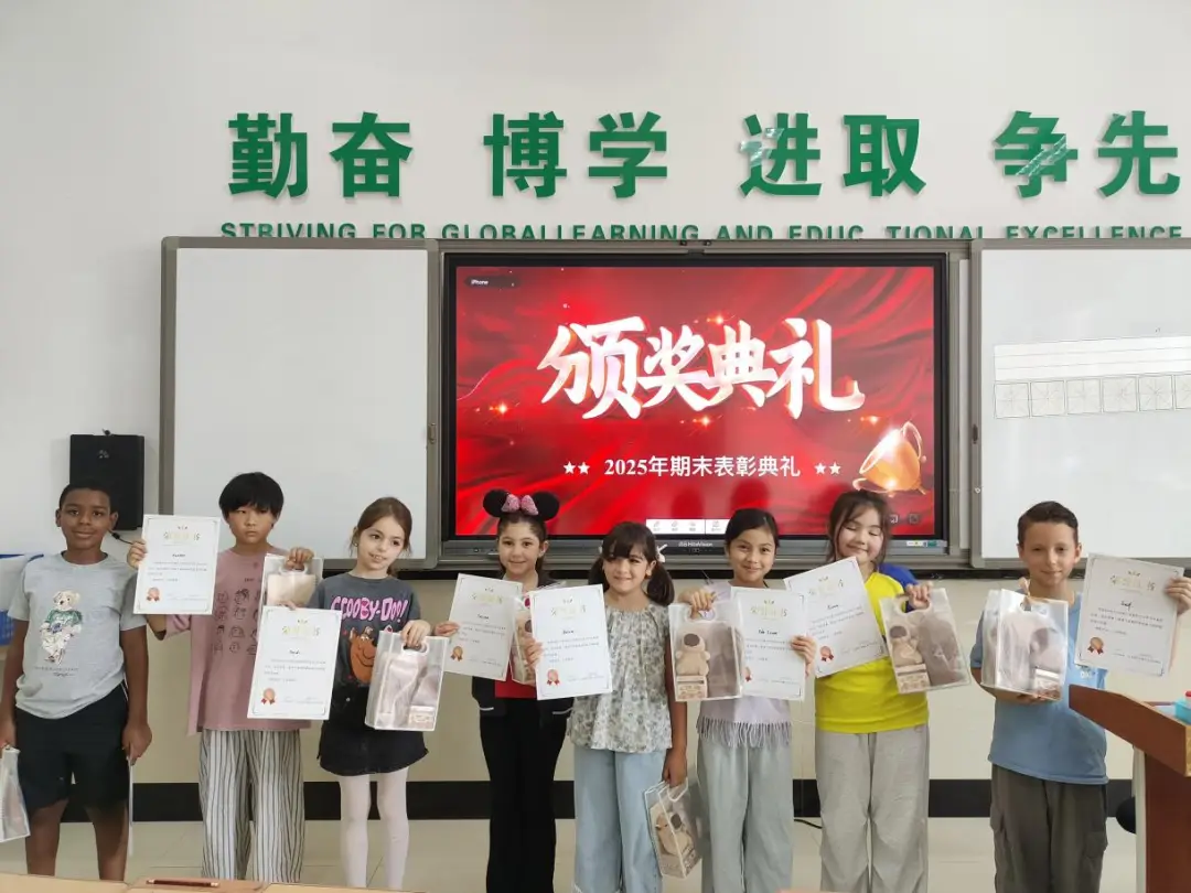 _圆满落幕_19届上海家具展览会圆满落幕