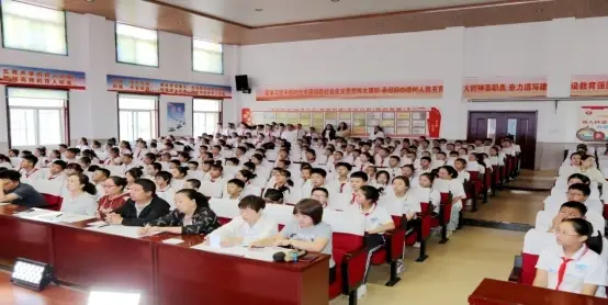 六月学校简报__小学工作简报美篇