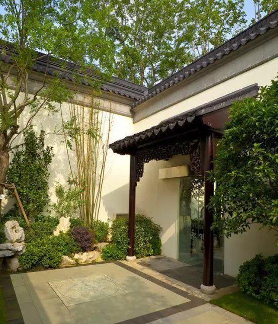 10 年风水行家揭秘：建大门避开这 5 点，远离晦气缠身!