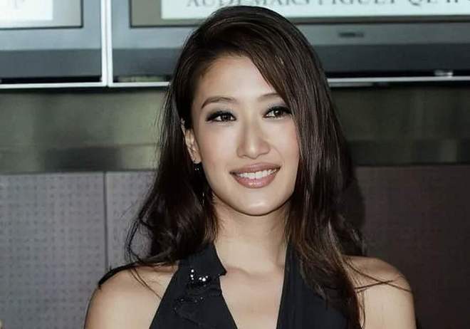 _恭喜！香港知名女星宣布二胎生子，疑和小7岁外籍男友低调结婚_恭喜！香港知名女星宣布二胎生子，疑和小7岁外籍男友低调结婚