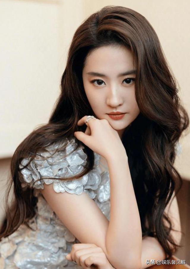 白玉兰风波一月后，37岁刘亦菲再传喜讯，让等了7年的娱乐圈沉默__白玉兰风波一月后，37岁刘亦菲再传喜讯，让等了7年的娱乐圈沉默