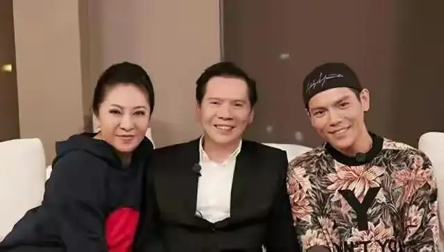 送儿子军训朋友圈怎么写_送孩子去军训的心情说说_