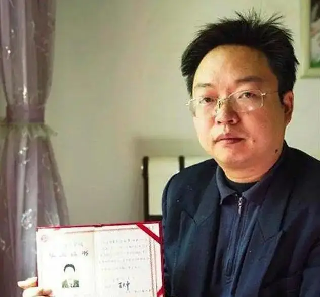 保安考上清华大学的故事_清华保安逆袭_