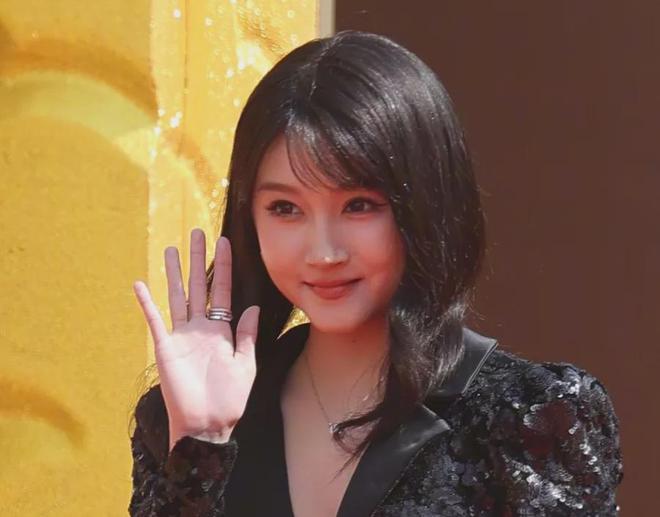 章子怡脸部近照__章子怡脸部