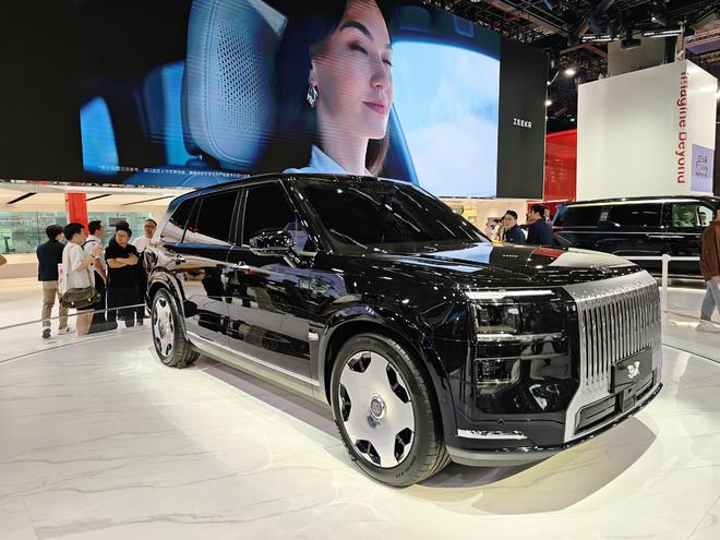 2025上海车展观察：智驾“刹车”，合资“加速”