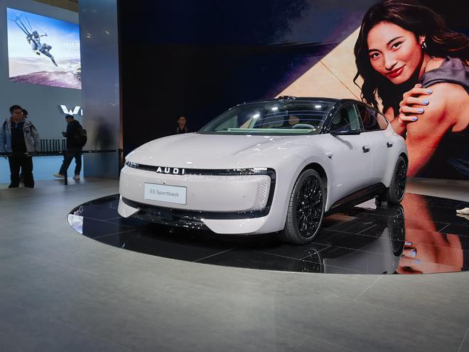 2025上海车展观察：智驾“刹车”，合资“加速”