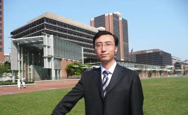 清华北大求职者_清华学霸登台求职_
