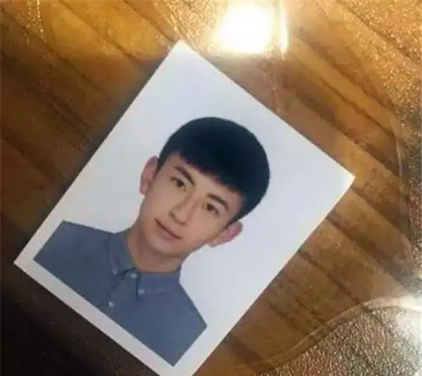 高考裸分满分状元__高考状元是裸分还是加分