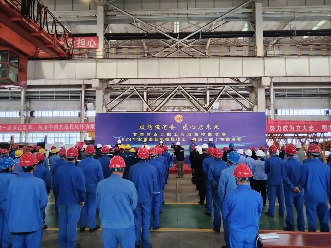 劳模讲堂、订单培养、以赛促学、职教培育阵地“三维突围”！兰州打造产业工人培育新高地__劳模讲堂、订单培养、以赛促学、职教培育阵地“三维突围”！兰州打造产业工人培育新高地