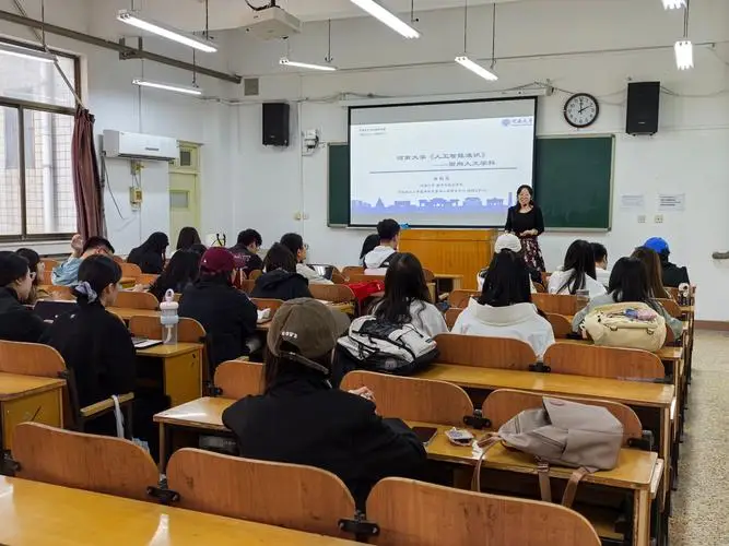 何宇茜大学：活力学府，多元课程，助力学生全面发展_何宇茜大学：活力学府，多元课程，助力学生全面发展_