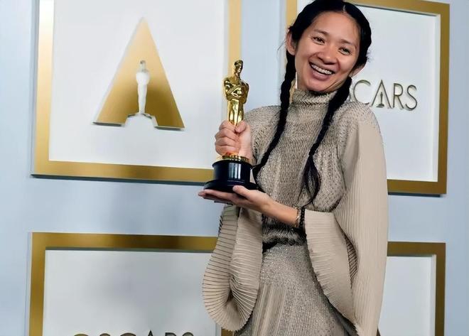 英达没宋丹丹混的好__英达为什么和宋丹丹离婚