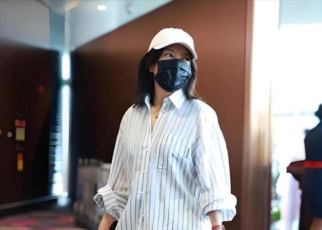 从国民闺女到全网封杀！过亿身家蒸发背后，赵薇到底犯了啥事