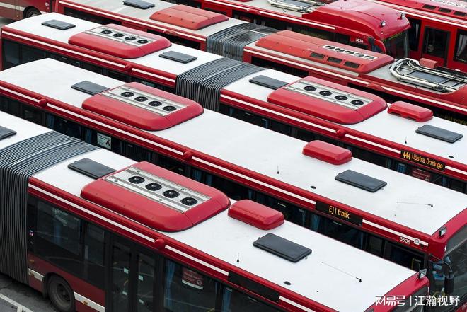 _公交快递方案怎么写_快递公交车