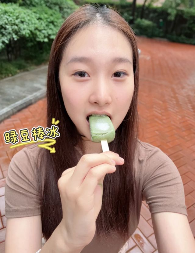 阿姨家厨房_阿姨厨房做饭图片_