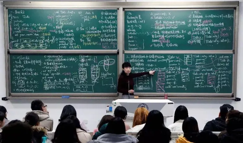 保安博士__博士后当保安的人