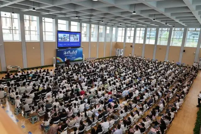 成都外国语学校新校区__成都新乘电脑学校
