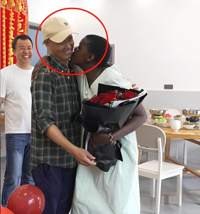 网红rose结婚十周年！老公给rose挑选裙子，rose感动的强吻老公__网红rose结婚十周年！老公给rose挑选裙子，rose感动的强吻老公