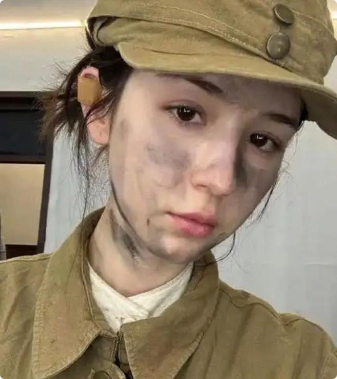 _“你不够好看！”女编剧当面嘲讽哈妮克孜，郝蕾的反应太解气了_“你不够好看！”女编剧当面嘲讽哈妮克孜，郝蕾的反应太解气了