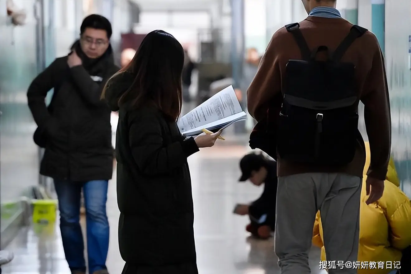 _考研率高辅导员有奖励吗_考研辅导老师待遇