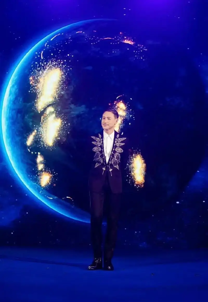 _撞期高考的张学友演唱会延期，考生欢呼，家长松口气，粉丝很憋屈_撞期高考的张学友演唱会延期，考生欢呼，家长松口气，粉丝很憋屈
