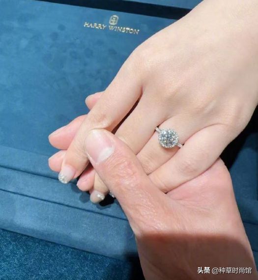 他俩官宣结婚太猛了，直接震惊娱乐圈__他俩官宣结婚太猛了，直接震惊娱乐圈