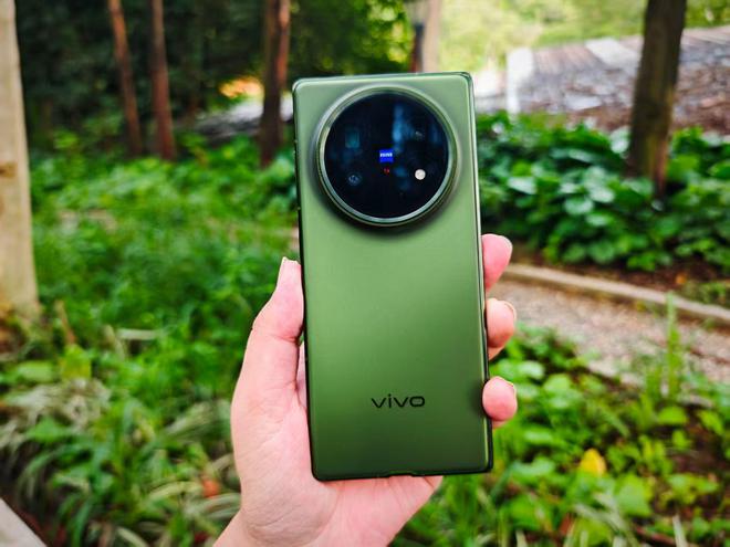 6999元起！帮你测了，vivo X Fold5是款不错的折叠旗舰_6999元起！帮你测了，vivo X Fold5是款不错的折叠旗舰_