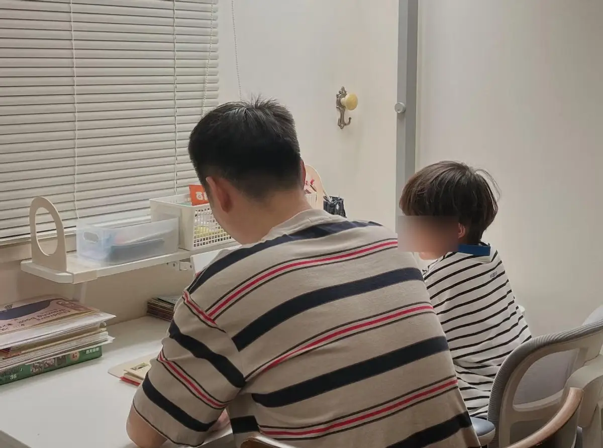 学霸爸妈__学霸背后的父母