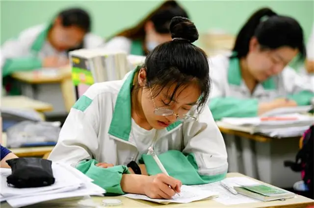 _了解高考志愿专业app_秒懂高考志愿专业