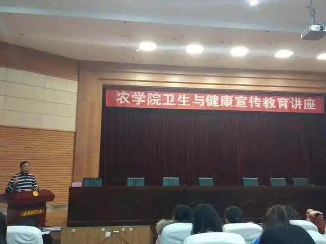 于冷门处绽放：高考300多分，选个天坑专业，现在985读博__于冷门处绽放：高考300多分，选个天坑专业，现在985读博