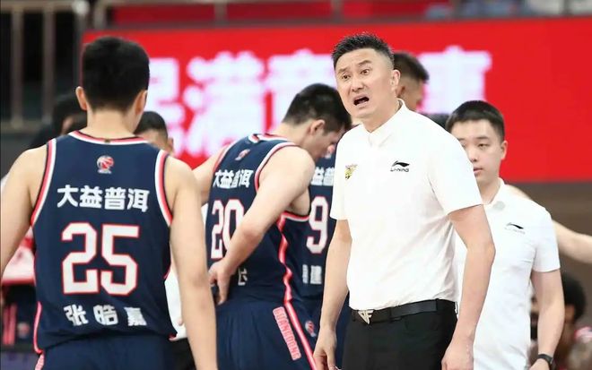 广东84-87巴西迎2喜2忧！杨溢王浩然出价值，杜锋太极端了！__广东84-87巴西迎2喜2忧！杨溢王浩然出价值，杜锋太极端了！